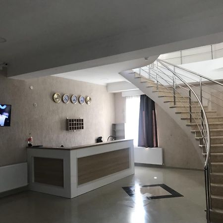 Kmg Hotel Khashuri Eksteriør bilde