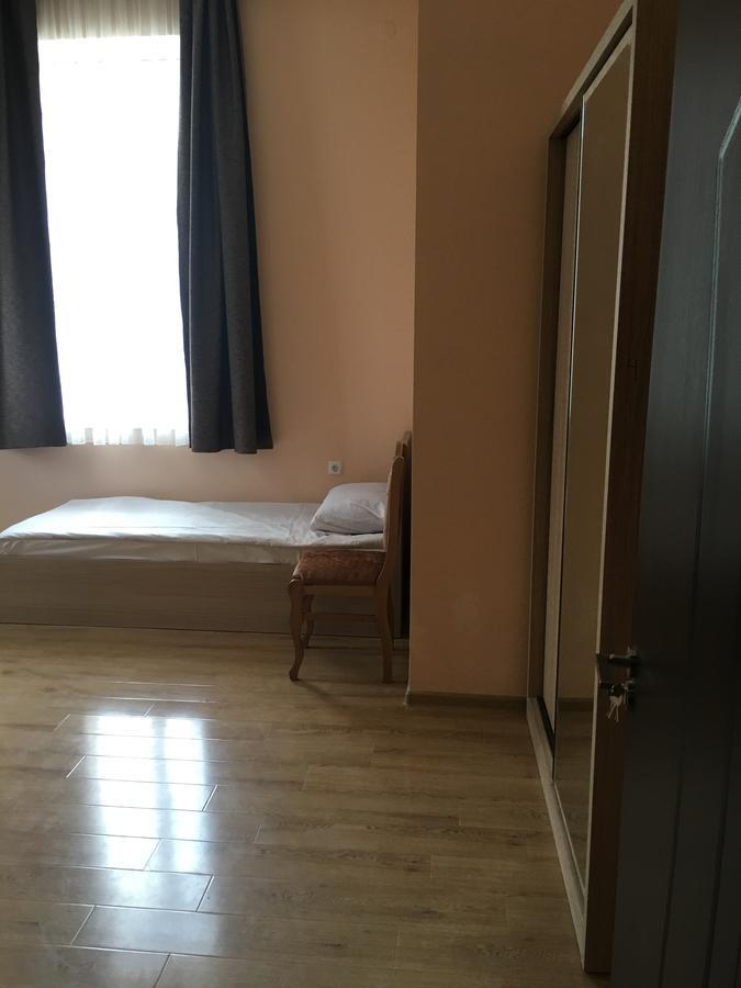 Kmg Hotel Khashuri Eksteriør bilde