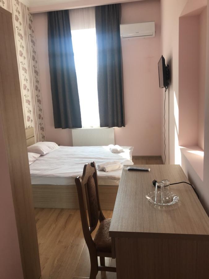 Kmg Hotel Khashuri Eksteriør bilde