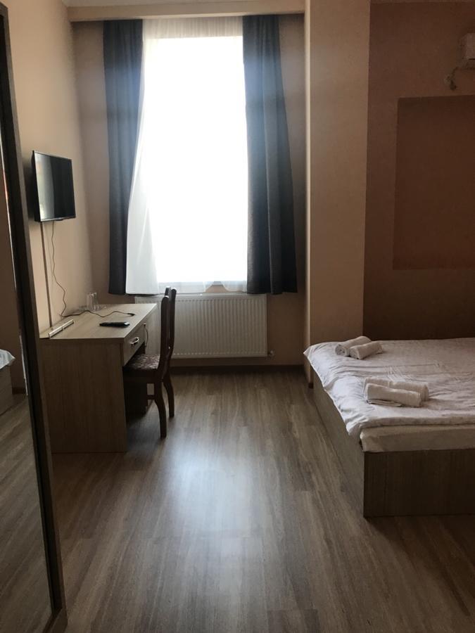 Kmg Hotel Khashuri Eksteriør bilde