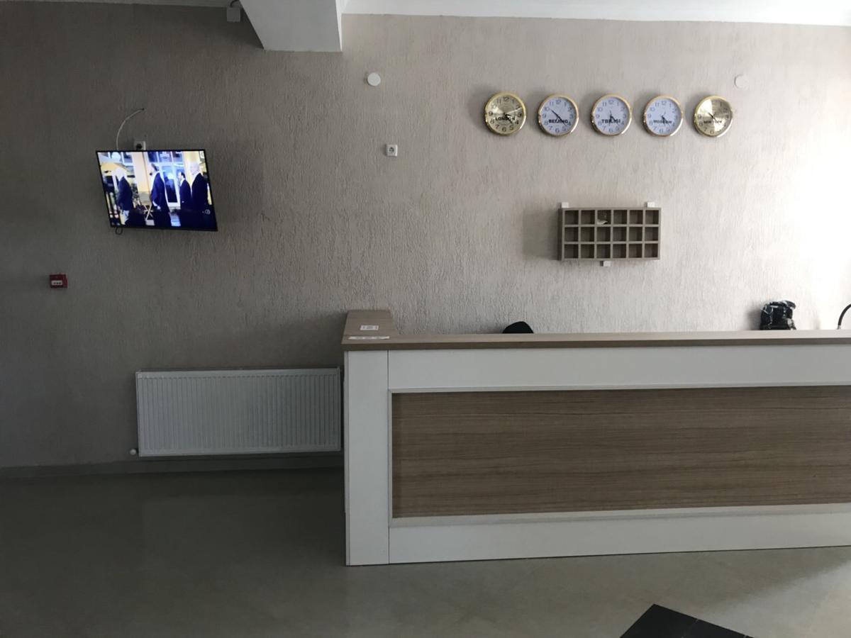 Kmg Hotel Khashuri Eksteriør bilde