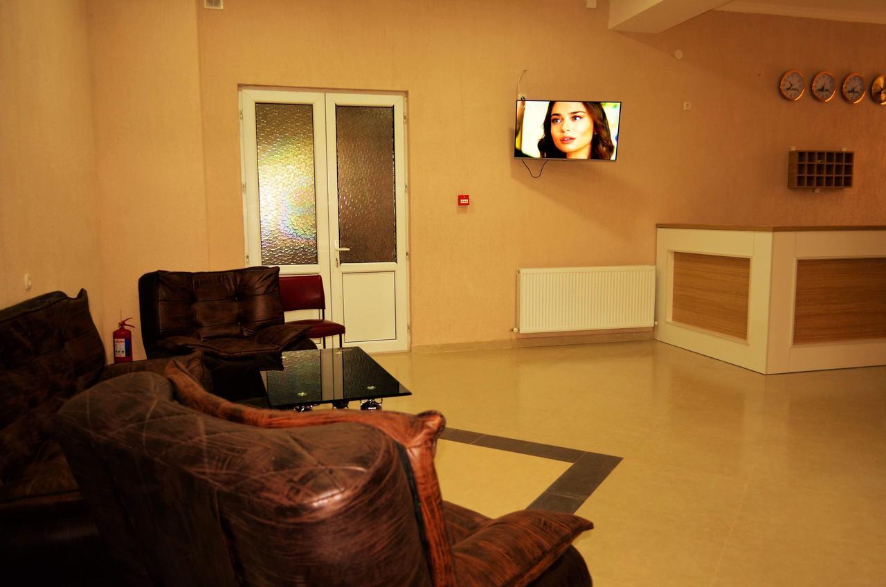 Kmg Hotel Khashuri Eksteriør bilde